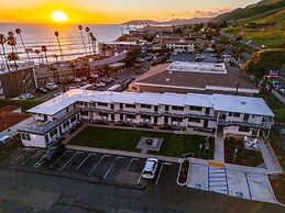 The Tides Oceanview Inn and Cottages