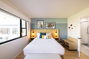 The Tides Oceanview Inn and Cottages