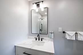 The Tides Oceanview Inn and Cottages