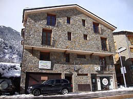 Apartamentos Anem 3000