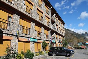 Apartamentos Anem 3000