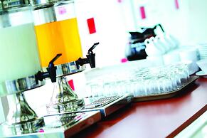 Amaris Hotel La Codefin - Kemang