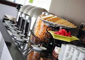 Amaris Hotel La Codefin - Kemang