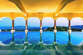 Le Méridien Mahabaleshwar Resort & Spa