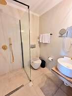 Enjoy Lichnos Bay Village, Camping, Hotel & Apartments