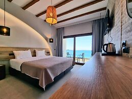 Enjoy Lichnos Bay Village, Camping, Hotel & Apartments