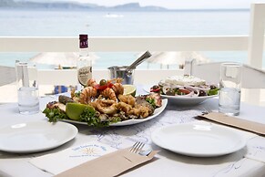 Enjoy Lichnos Bay Village, Camping, Hotel & Apartments