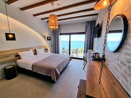 Enjoy Lichnos Bay Village, Camping, Hotel & Apartments