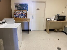 A Riverside Inn Travelodge by Wyndham