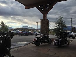 A Riverside Inn Travelodge by Wyndham