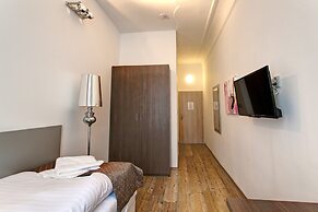 Suites & Apartments U Tri Hrusek