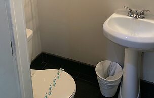 Macy Empire Apartments