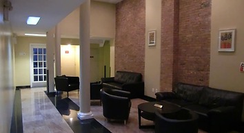 Macy Empire Apartments