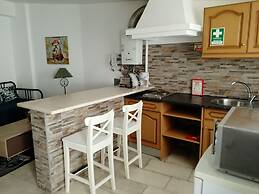 Lagos City Center Guest House & Hostel