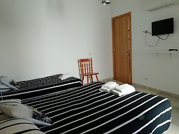 Lagos City Center Guest House & Hostel