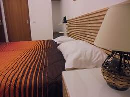 Lagos City Center Guest House & Hostel