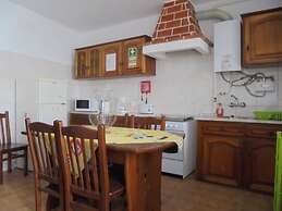 Lagos City Center Guest House & Hostel