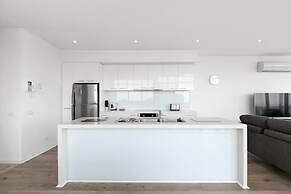 Whitewater Apartments