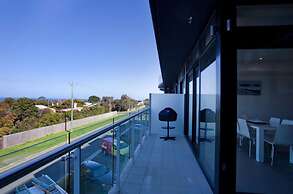 Whitewater Apartments