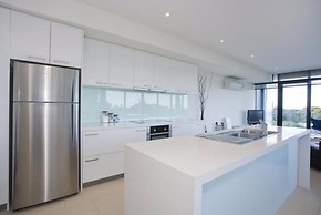 Whitewater Apartments