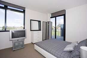 Whitewater Apartments