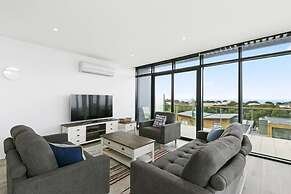 Whitewater Apartments