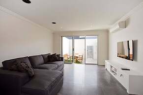 Whitewater Apartments