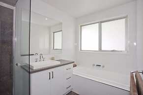 Whitewater Apartments