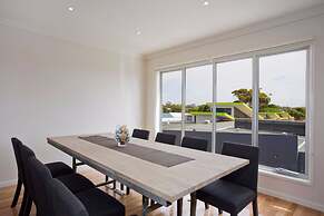 Whitewater Apartments