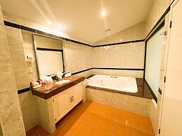 Excelaris Grand Resort Conventions & Spa