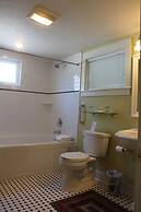 Captain's Cottage Suites