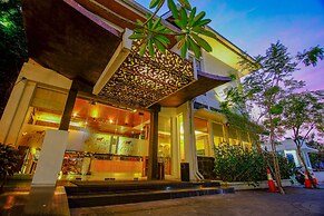 Ox Ville Hotel