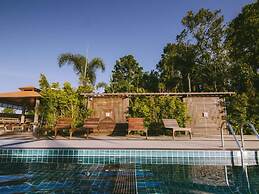 Tanita Lagoon Resort