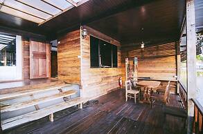 Tanita Lagoon Resort