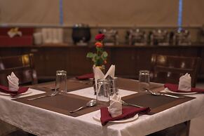 Hotel Clarks Collection Bhavnagar