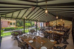 De Mandarin Beach Resort Suites & Villas