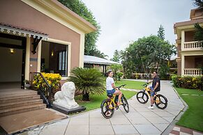 De Mandarin Beach Resort Suites & Villas