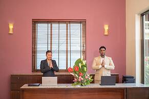 De Mandarin Beach Resort Suites & Villas