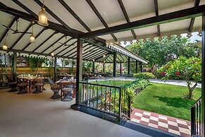 De Mandarin Beach Resort Suites & Villas