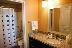 TownePlace Suites Lawrence Downtown