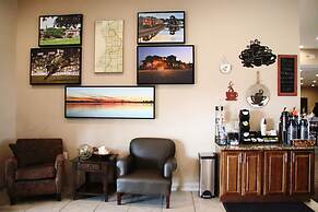 Cobblestone Inn & Suites - Fort Madison