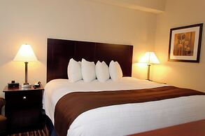 Cobblestone Inn & Suites - Fort Madison