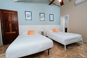 Villa Marina Lodge & Condos