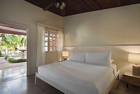 Villa Marina Lodge & Condos