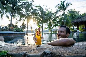 Villa Marina Lodge & Condos