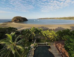 Villa Marina Lodge & Condos