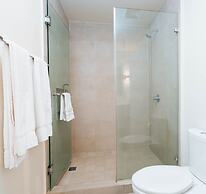 Villa Marina Lodge & Condos