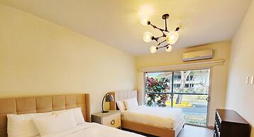 Villa Marina Lodge & Condos