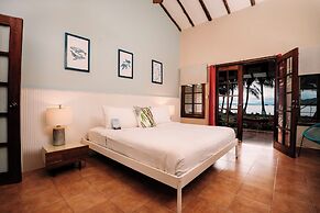 Villa Marina Lodge & Condos