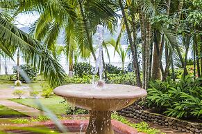 Villa Marina Lodge & Condos